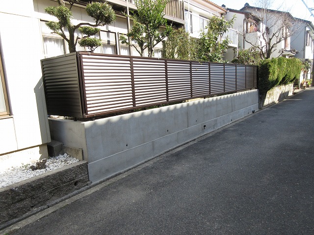 守山区　ブロック塀をフェンスに改修　地震対策　三協アルミ　シャトレナ３型