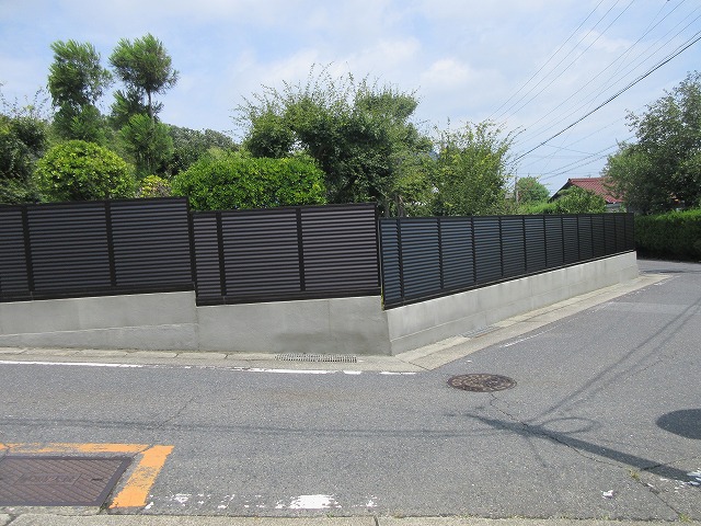 守山区　T様　地震対策　ブロック塀を解体　フェンスに取り換え　三協アルミ　シャトレナ3型　H＝1.0ｍ　H＝1.2ｍ