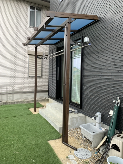 尾張旭市　三協 ナチュレＮ １階テラス　１．５間×４尺 屋根ポリカ