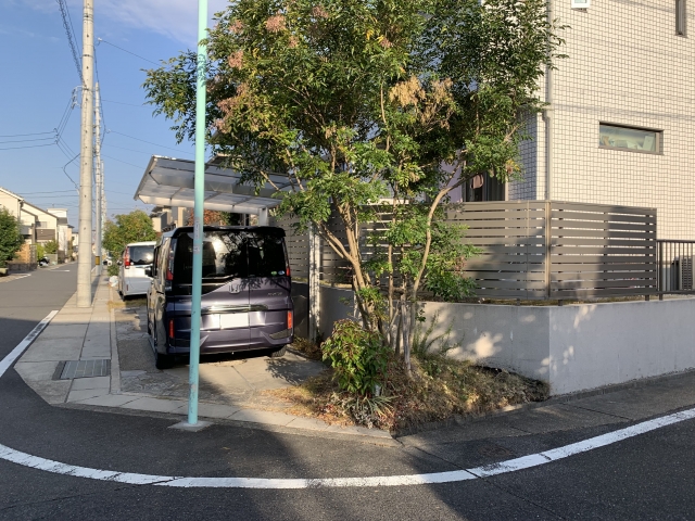 名古屋市守山区　目隠しフェンス　三協レジリアＹＫ３型　２０１２　色：アーバングレー　　