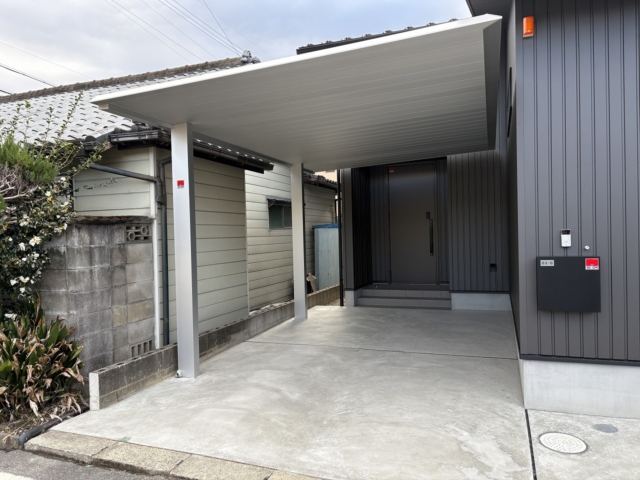 カーポート+土間工事 三協アルミ FⅡカーポート5030(奥行5.0m×間口3.0m)H25.サンシルバー