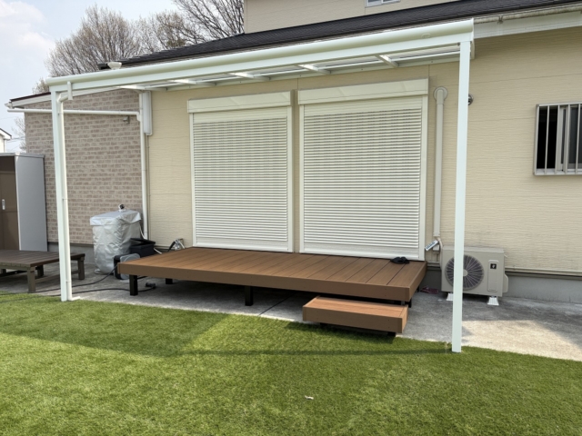 【デッキ+テラス】三協アルミ　ヴィラウッド2.0ｋ×5尺（間口3.6ｍ×出幅1.6ｍ）コルクブラウン。レボリューＡ　Ｆタイプ2.5Ｋ×7尺（間口4.5ｍ×出幅2.1ｍ）ホワイト